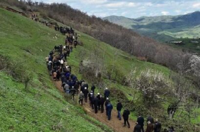 Армяне покидают Карабах (источник - vzglyad.az)