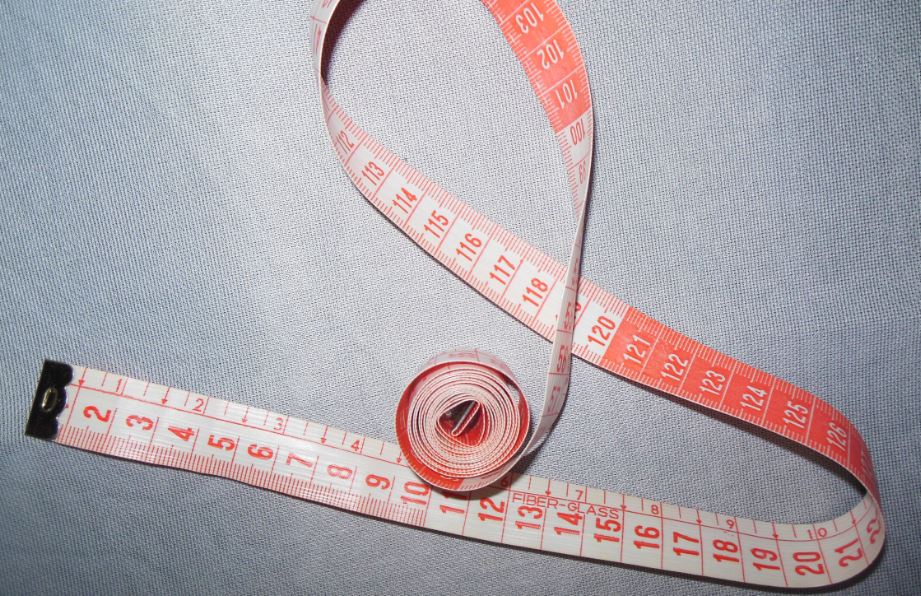Гибкий швейный метр (лента) (фото РОСГОД)