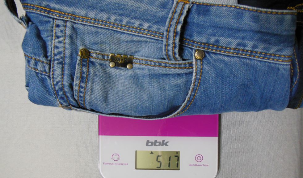 Вес лёгких джинсов (фото РОСГОД)