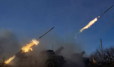 Украина открыла артиллерийский огонь по ЛНР (фото из открытых источников)