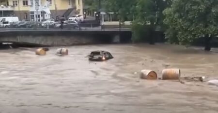 В Германии количество жертв наводнения достигло 59 человек (скриншот видео стихийного бедствия)