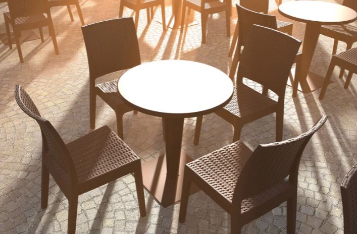 Столик в кафе (иллюстрация из открытых источников)
