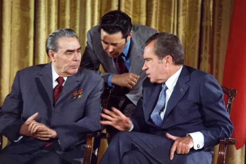 Брежнев и Никсон (иллюстрация из открытых источников)