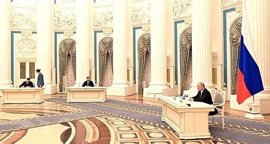 Россия признала независимость ДНР и ЛНР (фото с сайта Кремля)