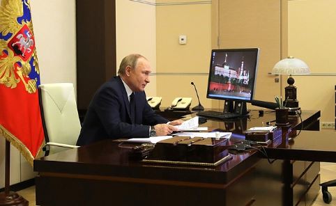 Газовые контракты с недружественными странами переведут в рубли (фото с сайта Кремля)