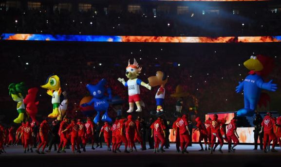 Парад талисманов на церемонии открытия ЧМ-2022 по футболу (фото Justin Setterfield Getty Images)